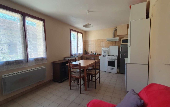 Appartement P3   QUIE  33 m2 340 € 