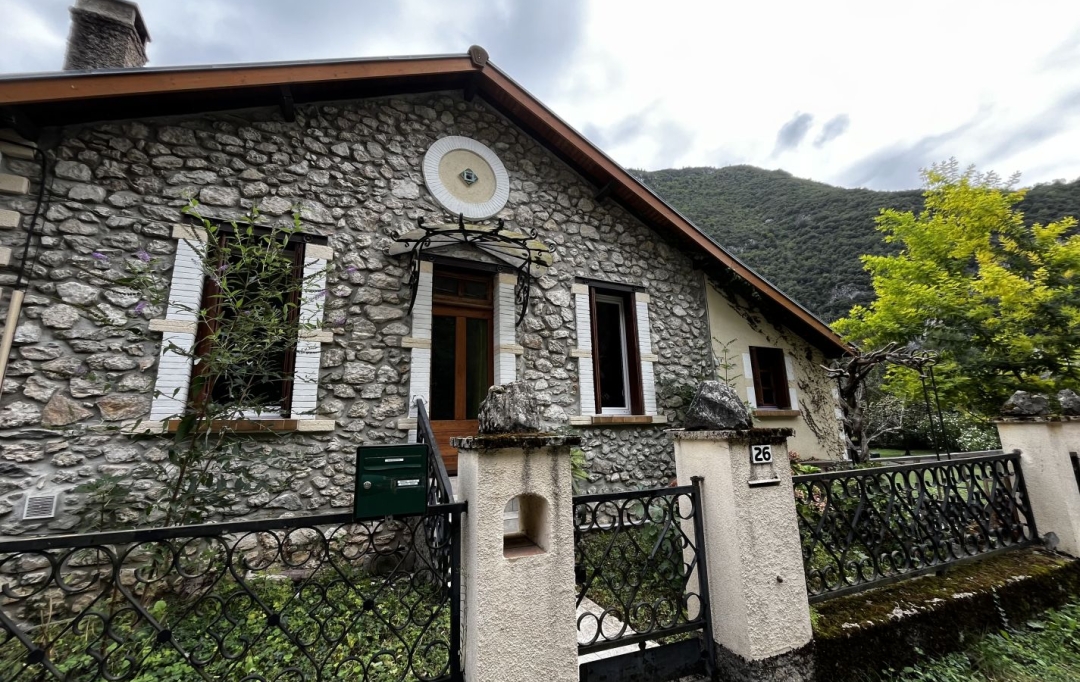 OVALIE IMMOBILIER : Maison / Villa | ORNOLAC-USSAT-LES-BAINS (09400) | 99 m2 | 690 € 