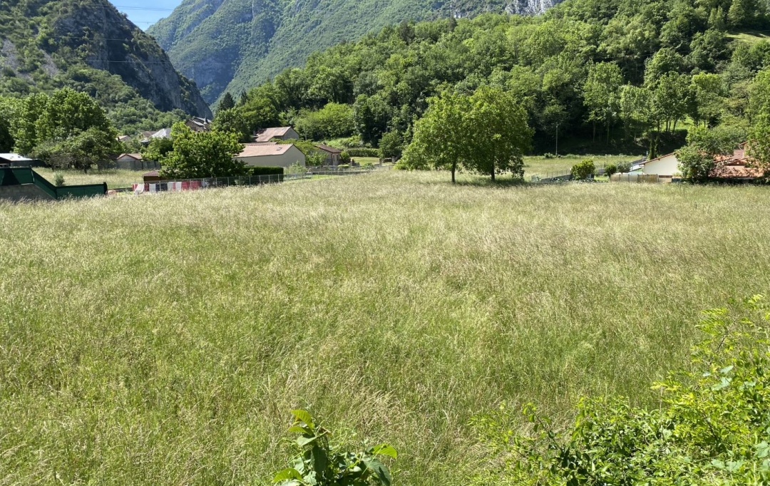 OVALIE IMMOBILIER : Terrain | TARASCON-SUR-ARIEGE (09400) | 0 m2 | 95 000 € 