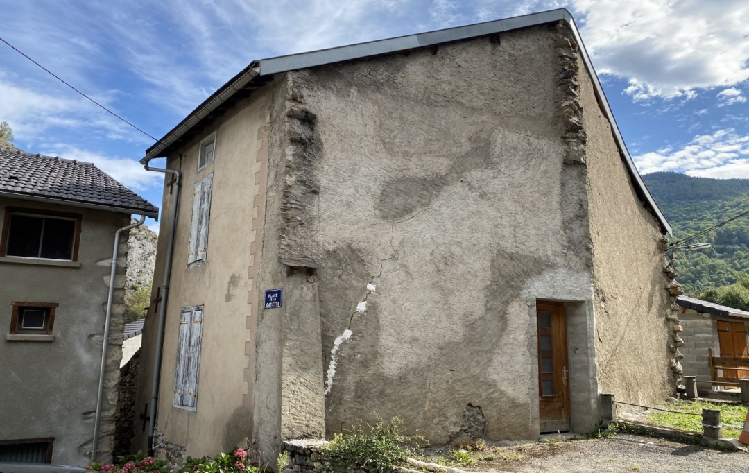 OVALIE IMMOBILIER : House | AUZAT (09220) | 80 m2 | 67 000 € 